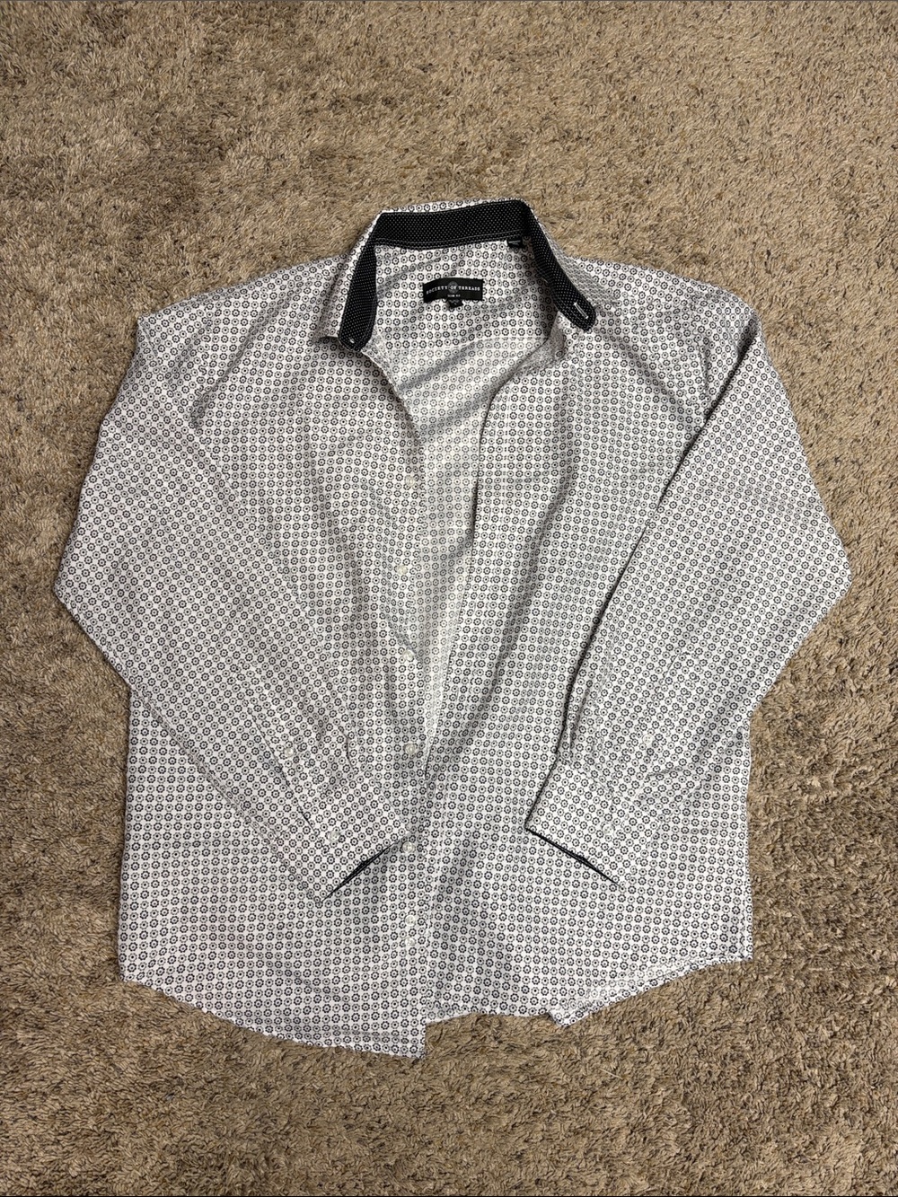 Society of Threads Men's White Geo-Print Button-Up Shirt
